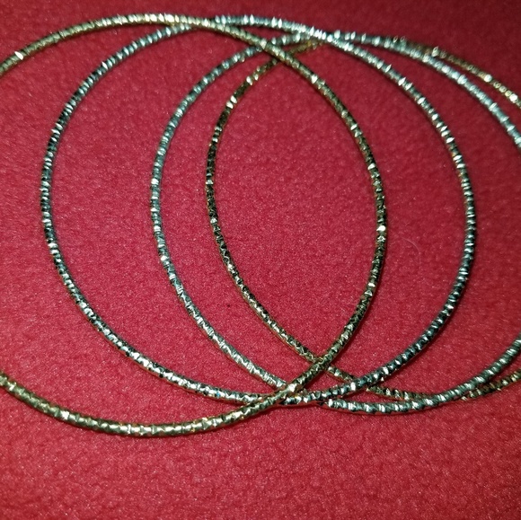 Bracelets - Picture 2 of 2